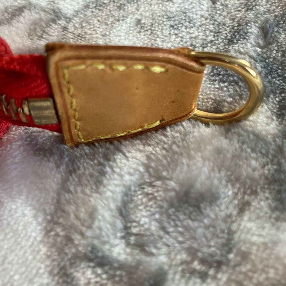 ❤️Authentic Louis Vuitton Antigua Cabas bag. Has been gently used some fading - Picture 9 of 16